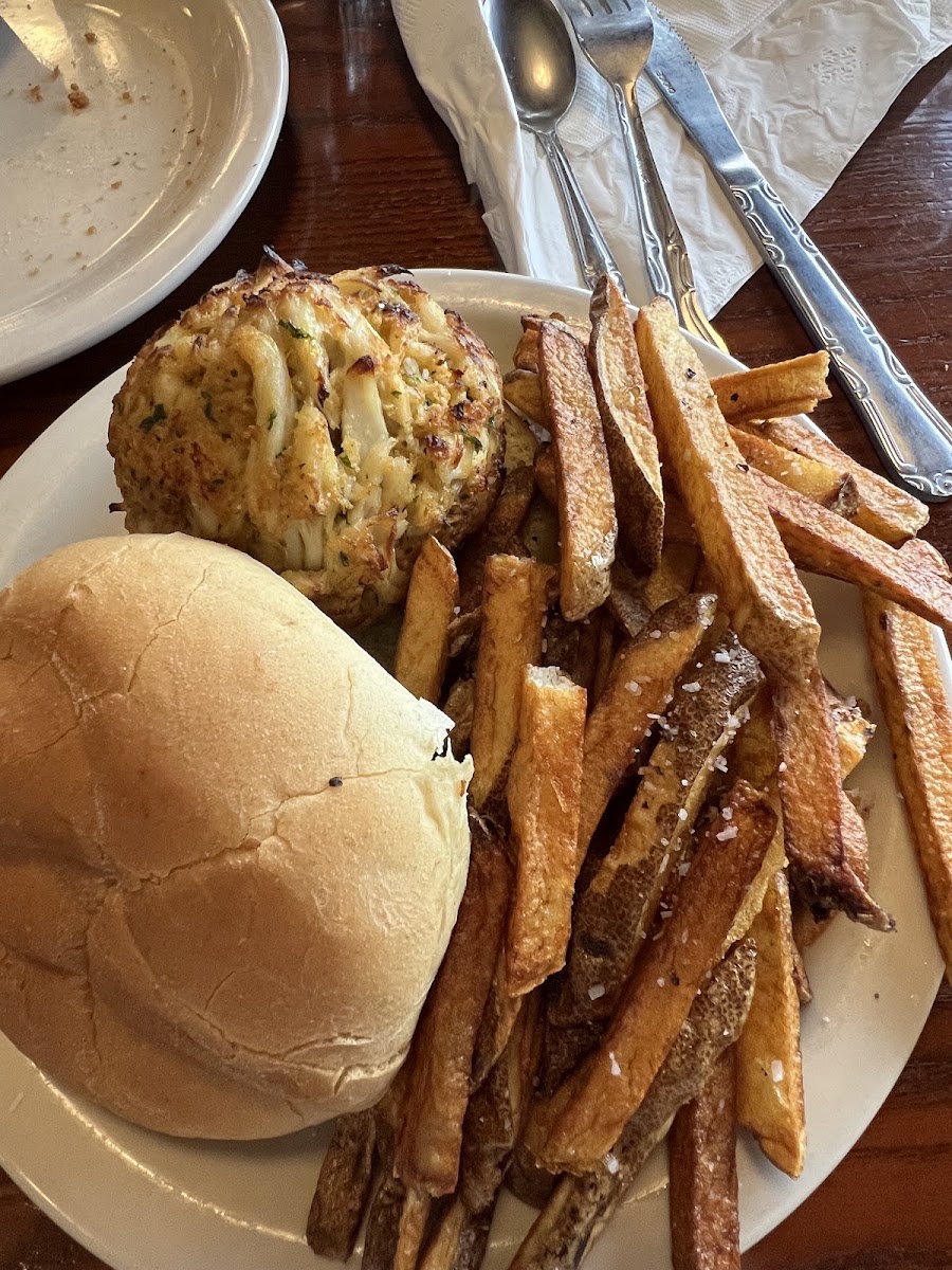 Zach Greenlee's Fireside Restaurant & Lounge Photo 8